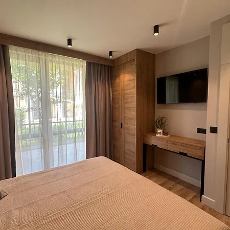 Vip Anvers 50 * אלניטה