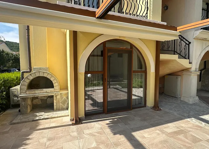 Vip Anvers 50 Villa Elenite