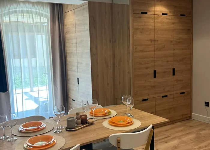 Vip Anvers 50 Villa Elenite